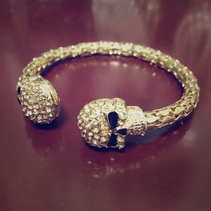Skull bracelet